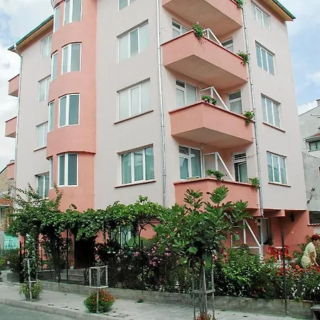 Guest House Chifchibashievi Vendégház 2*