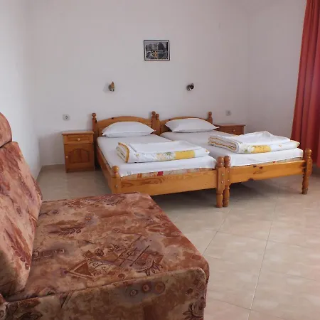 Guest house Guest House Chifchibashievi 2*