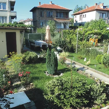 בית הארחה Guest House Chifchibashievi